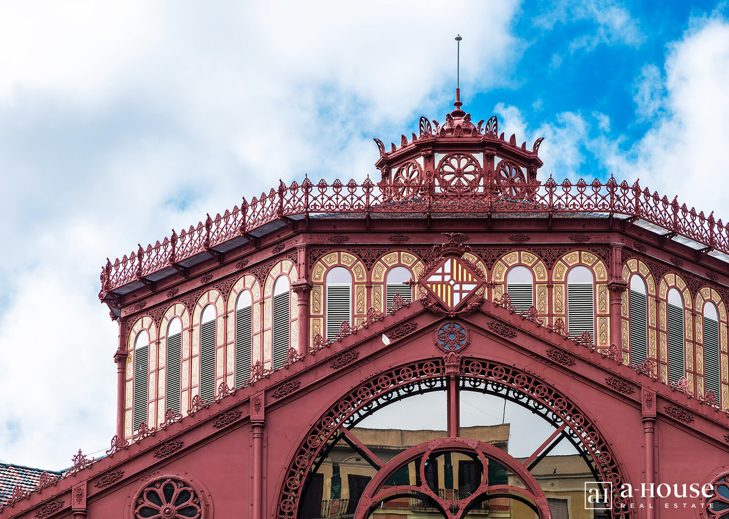 Fachada Mercado de San Antoni en Barcelona